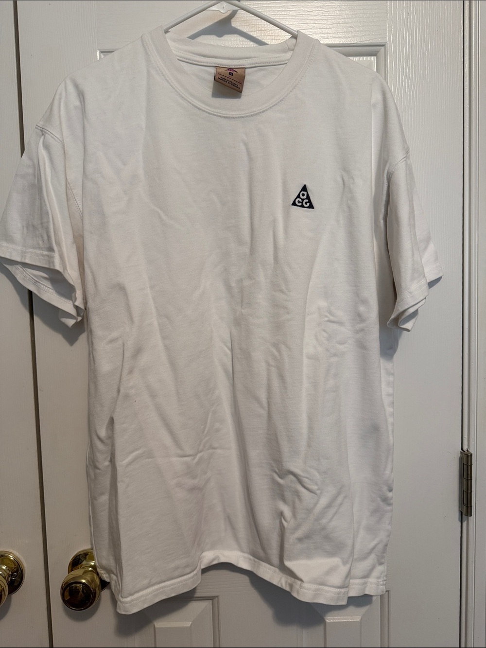 Nike White ACG Short Sleeve Tee with Small Chest Logo
